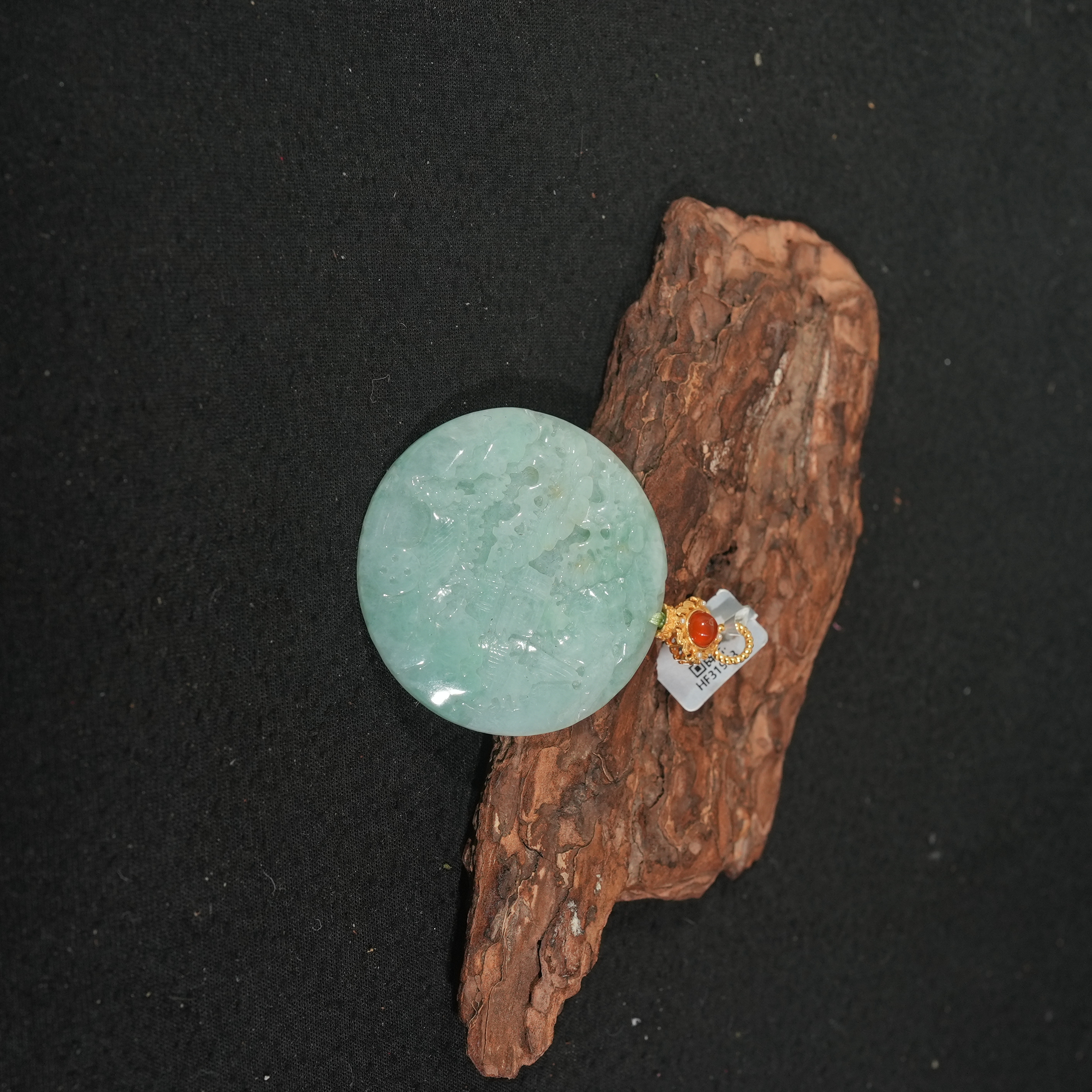 12.2香港王老板-翡翠吊坠k879