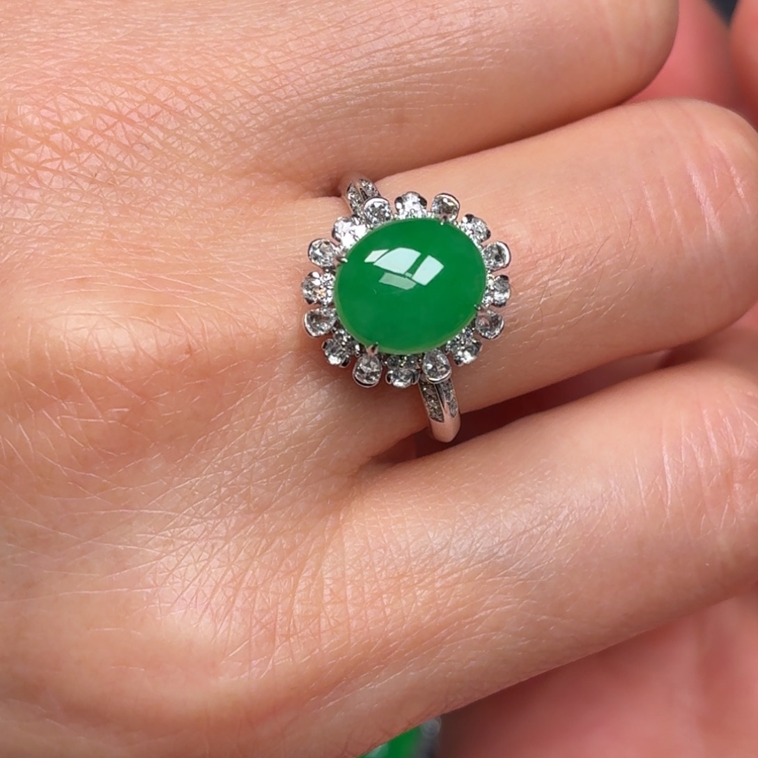 翡翠18K金镶嵌戒指