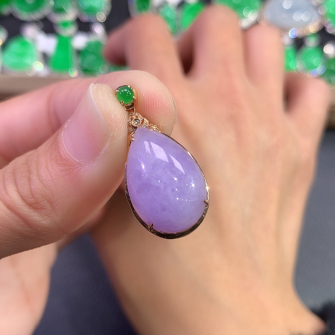 翡翠吊坠(赠链)18K金镶嵌