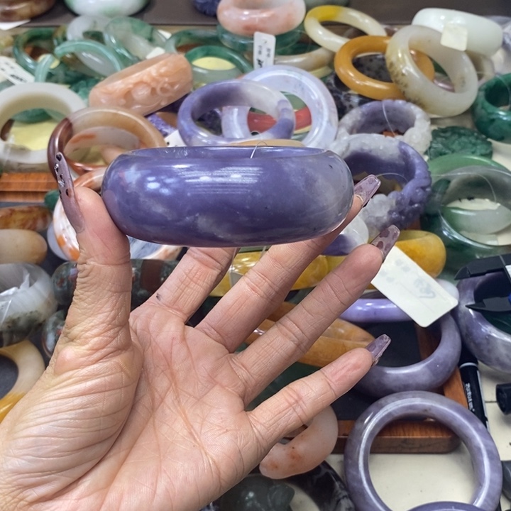 未镶嵌手镯石英质玉小**珑