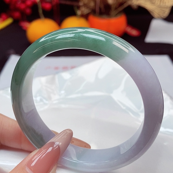 翡翠手镯未镶嵌57圈