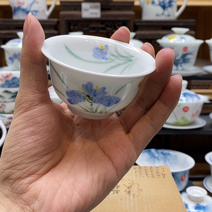 手绘蝴蝶兰85cc压手杯釉下彩微瑕福利款