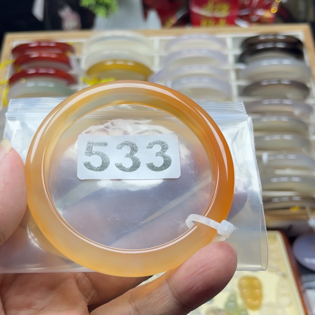 玛瑙/玉髓手镯未镶嵌62