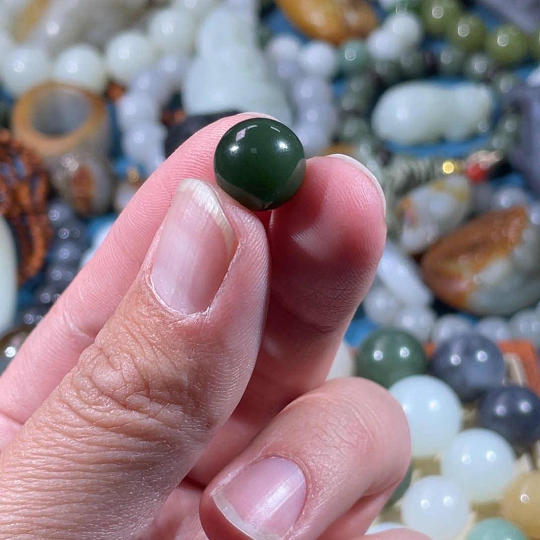 馒***頭和田玉未镶嵌挂件