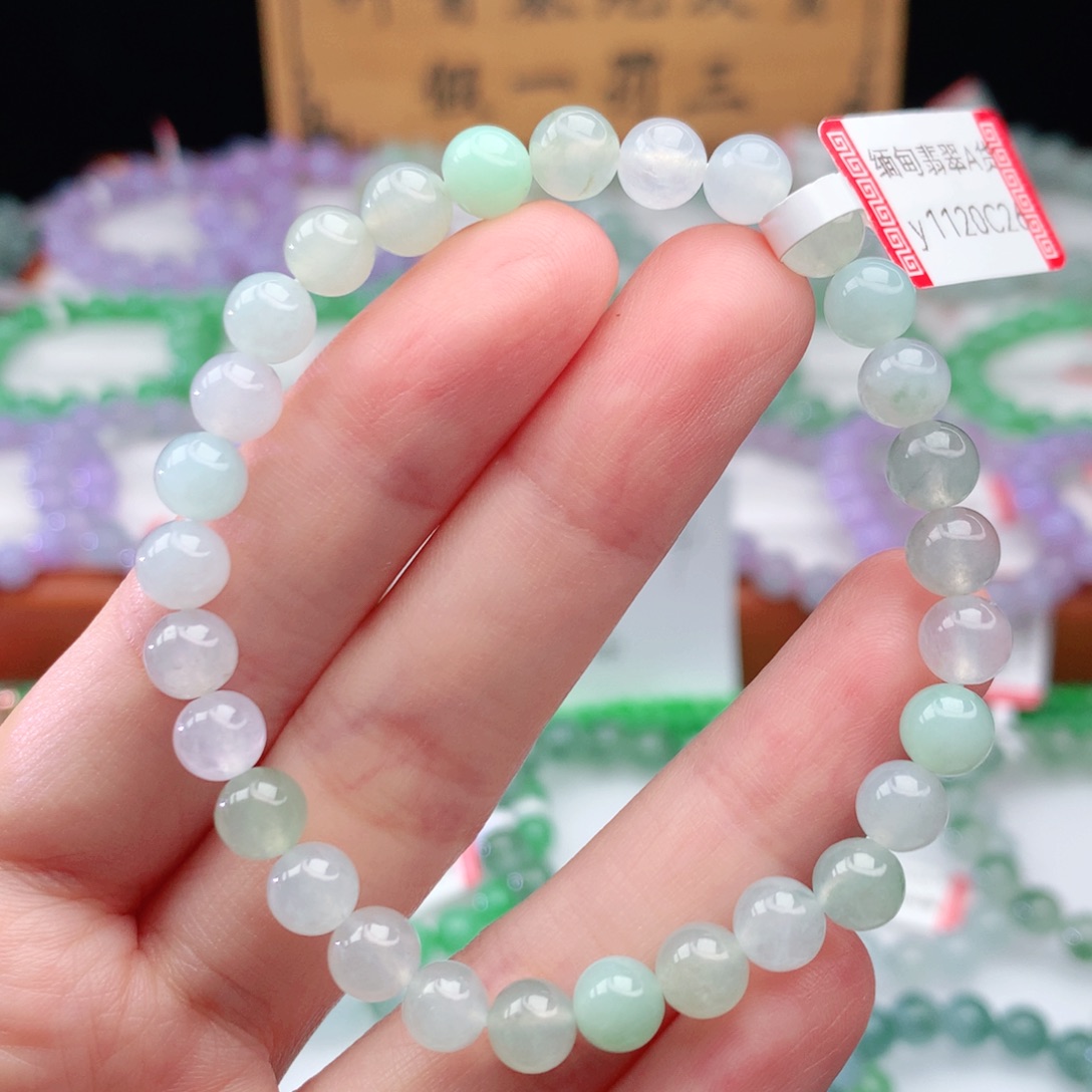 翡翠手链未镶嵌翡翠