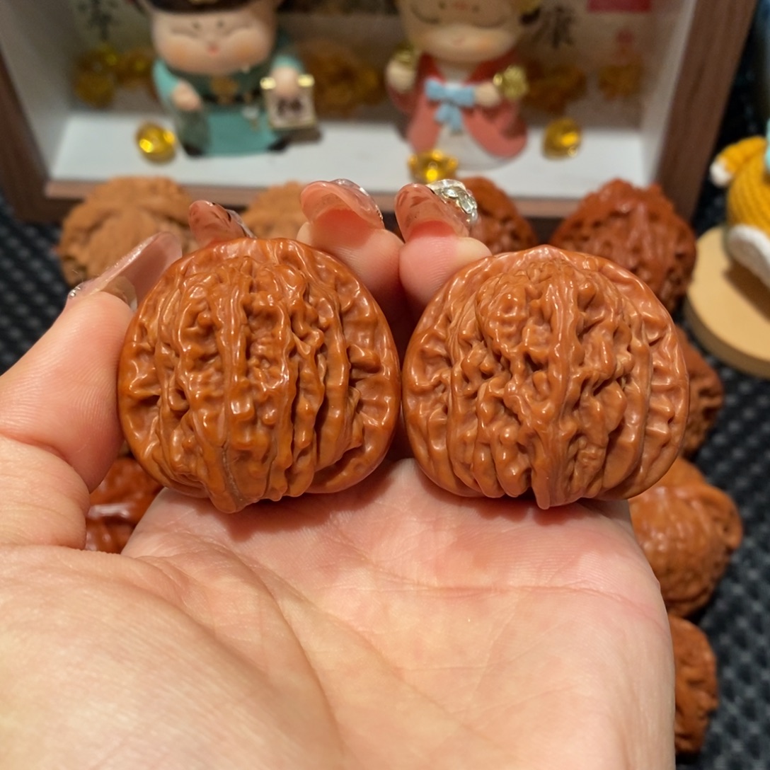 桃核吊坠38.7四座楼，0445