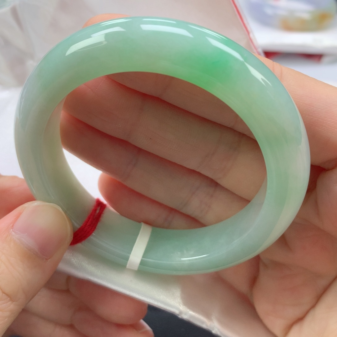 翡翠手镯未镶嵌缅甸天然翡翠手镯54圈口