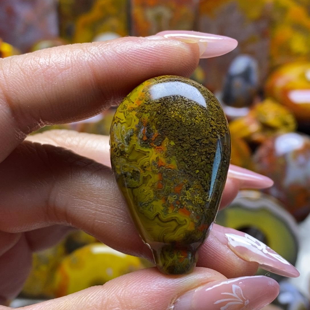 玛瑙/玉髓未镶嵌颈饰