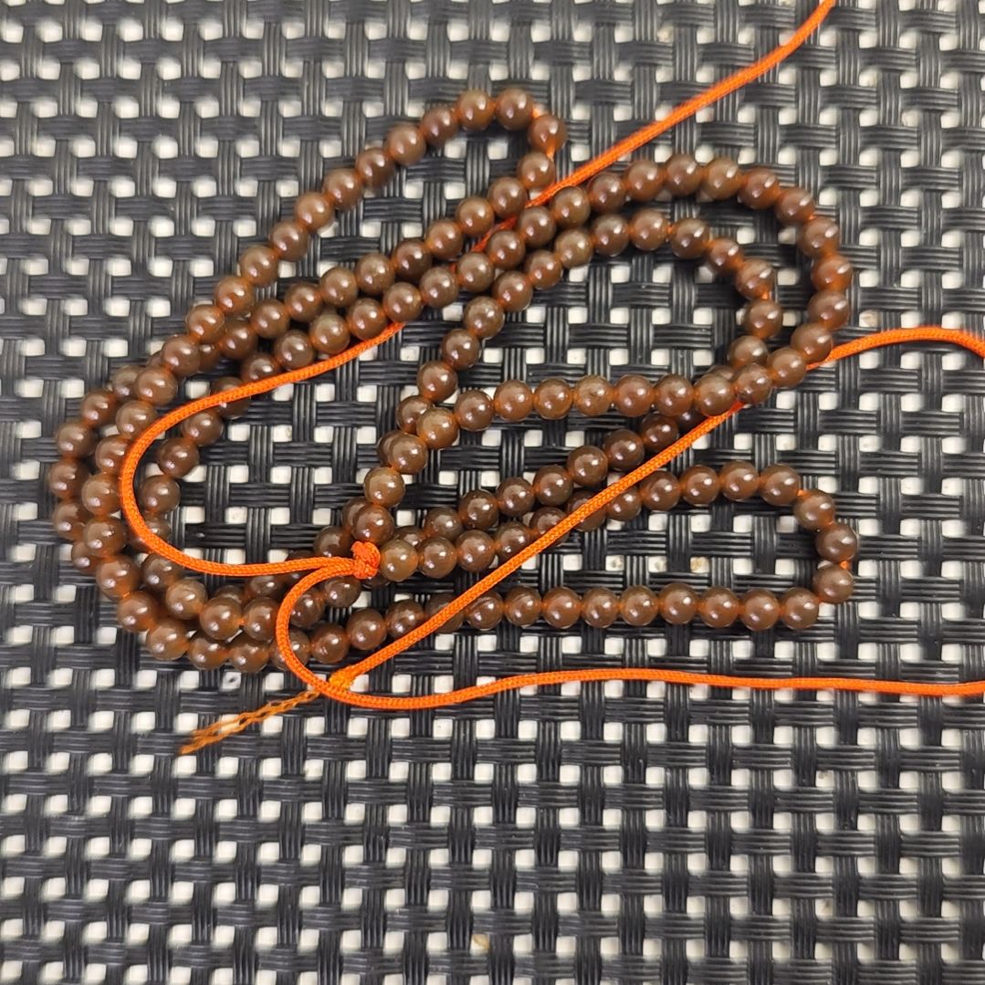 和田玉未镶嵌项链