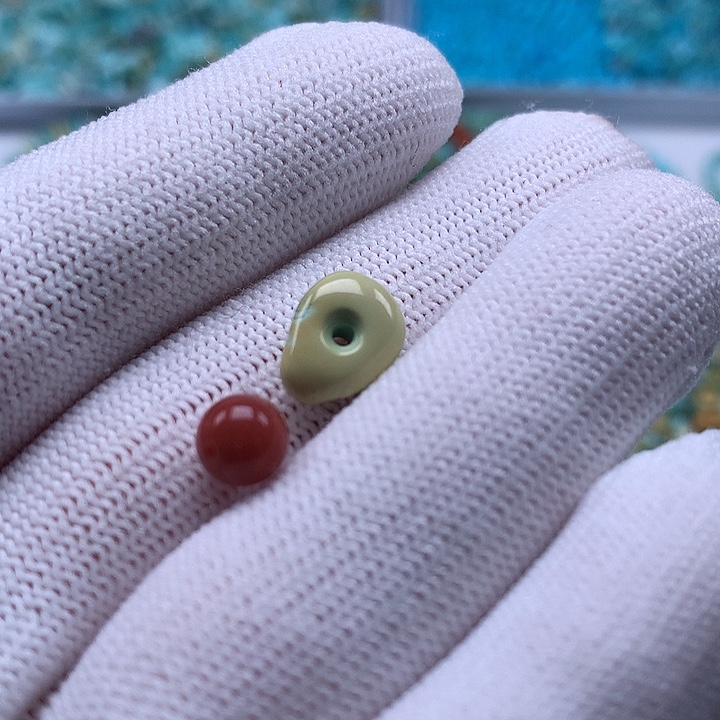 南红玛瑙未镶嵌珠宝奇石