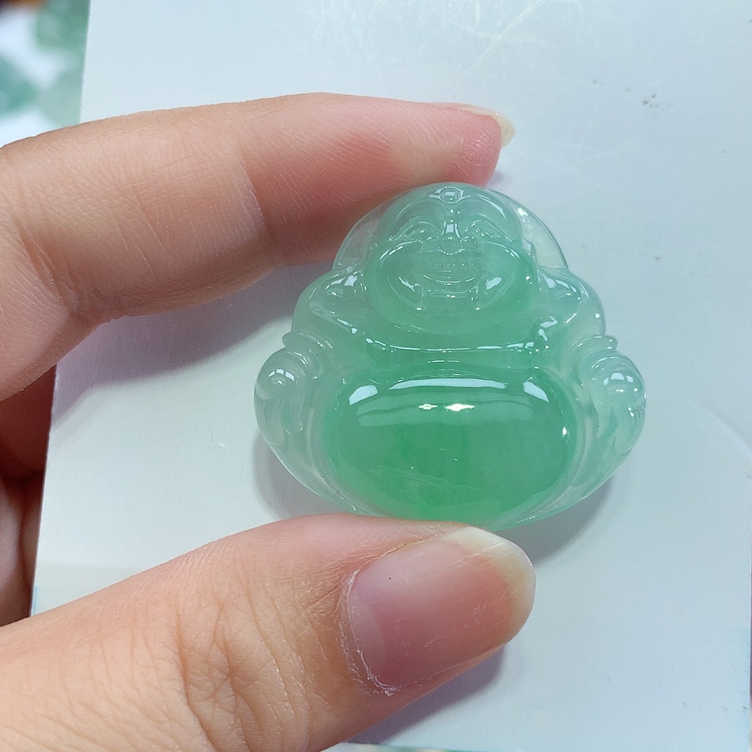 颈饰未镶嵌翡翠佛