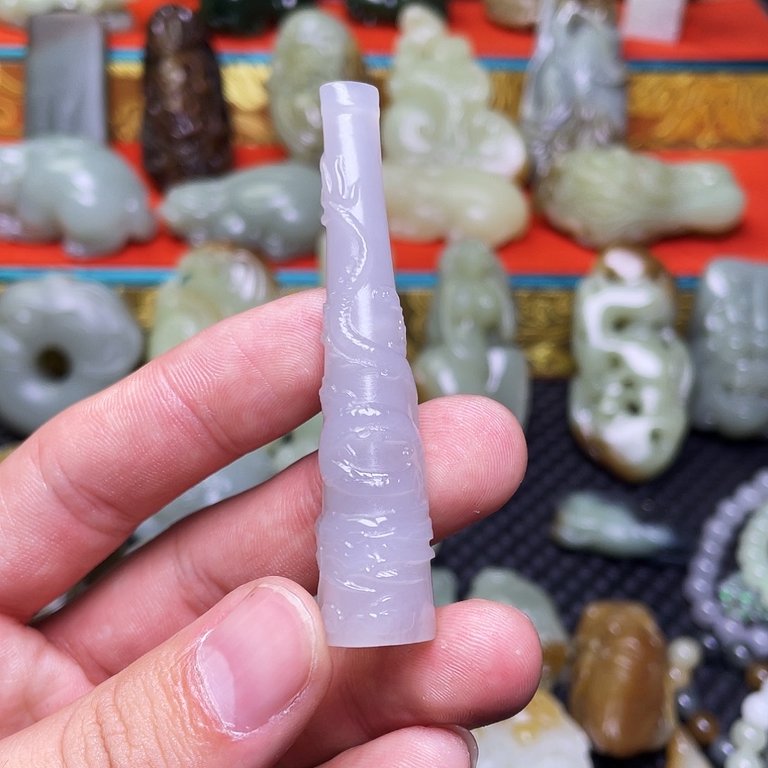 蓦***r和田玉未镶嵌颈饰