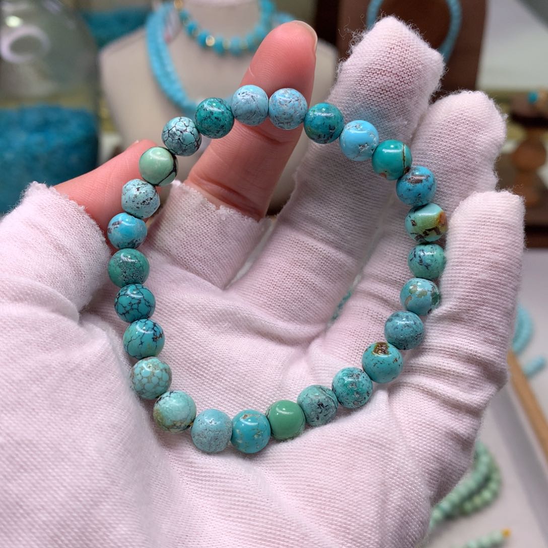 绿松石配饰未镶嵌