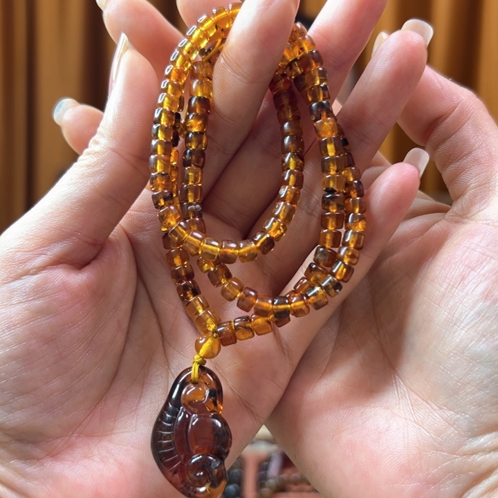 琥珀裸石未镶嵌抚顺333