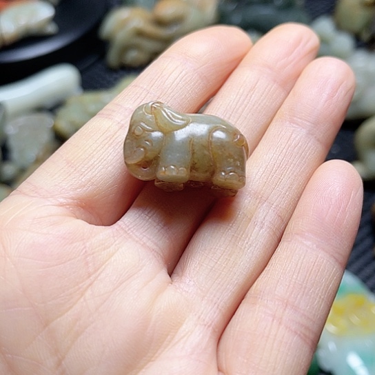白玉菩提吊坠摆件