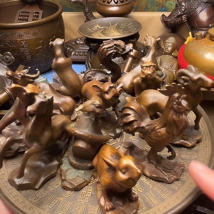 精美铜器批发档口