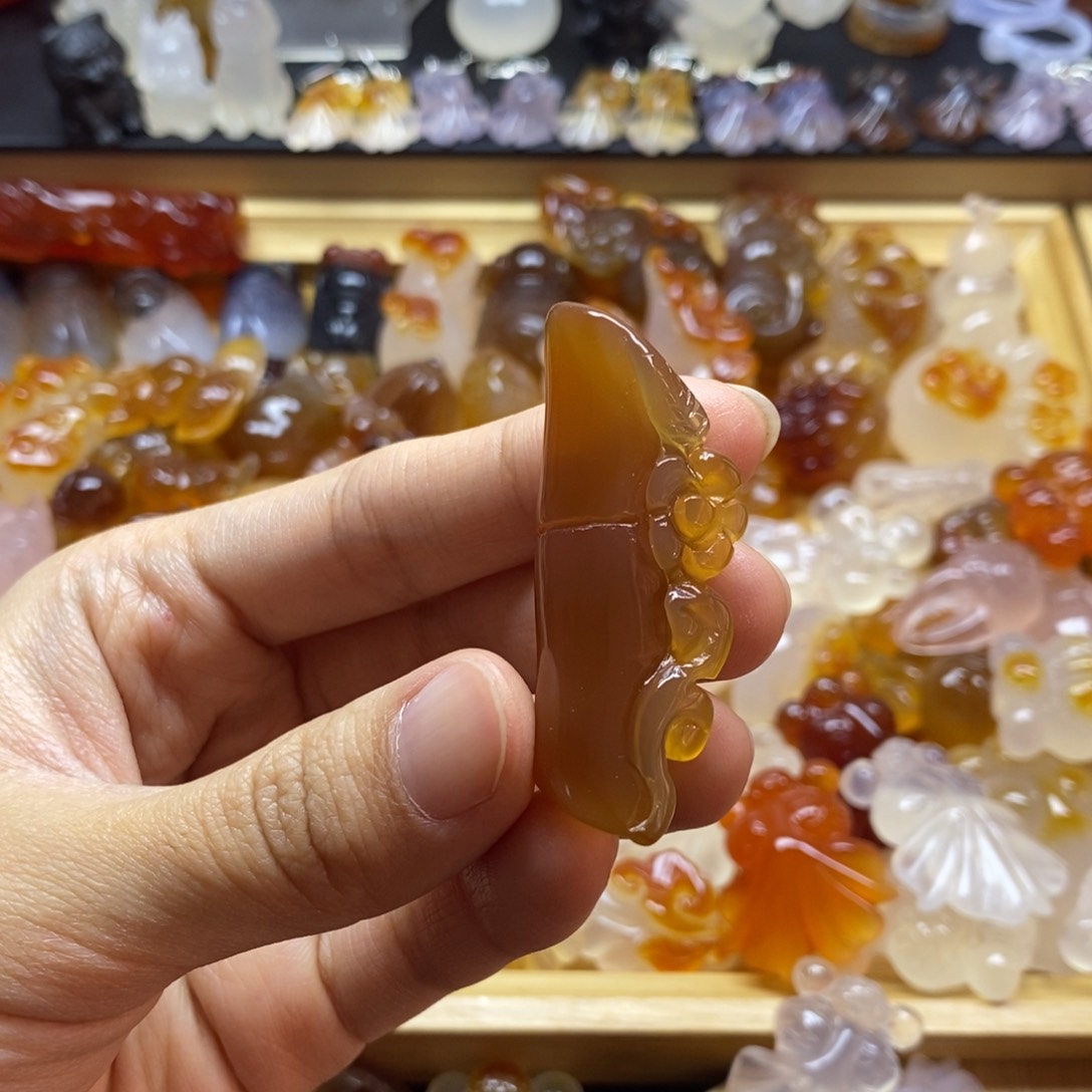 玛瑙/玉髓颈饰未镶嵌