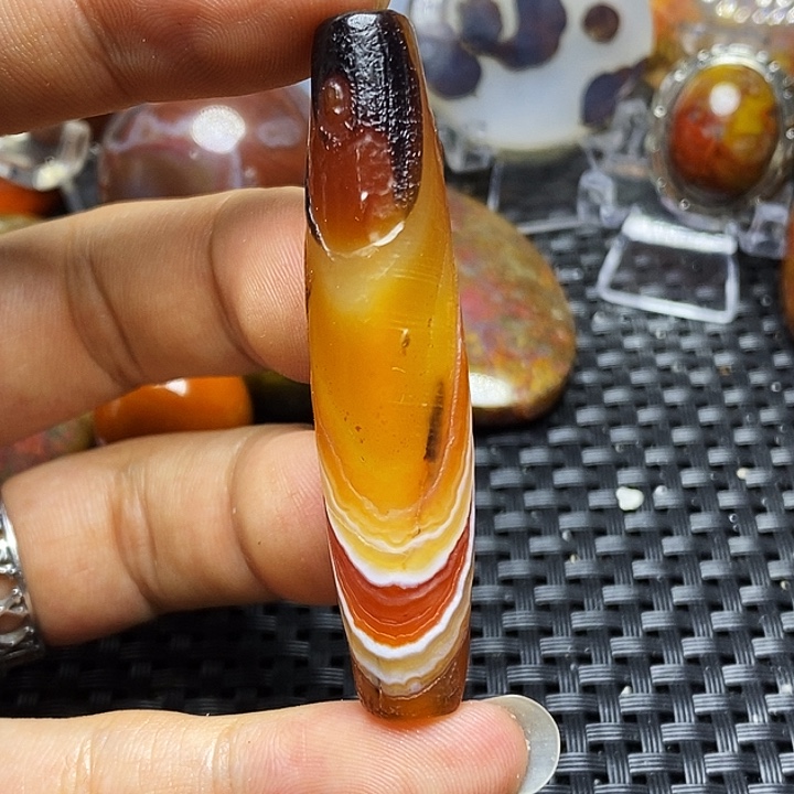 路***甲玛瑙/玉髓未镶嵌颈饰