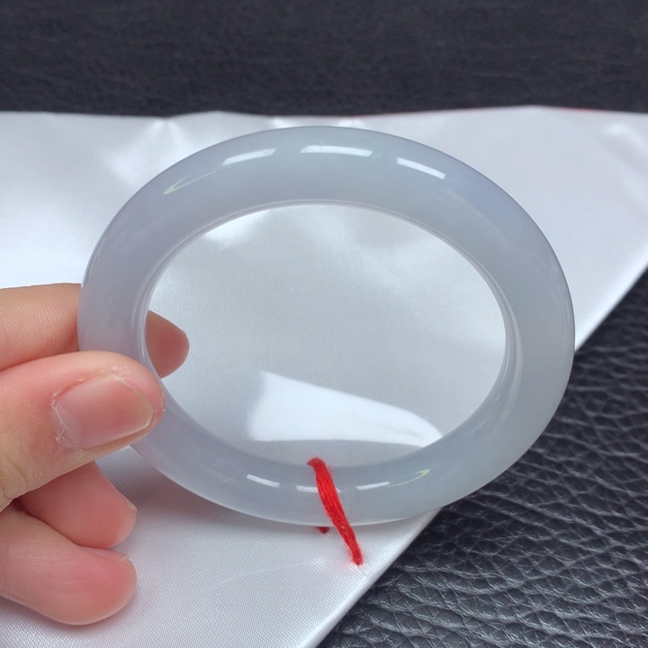 翡翠手镯（圆镯）未镶嵌