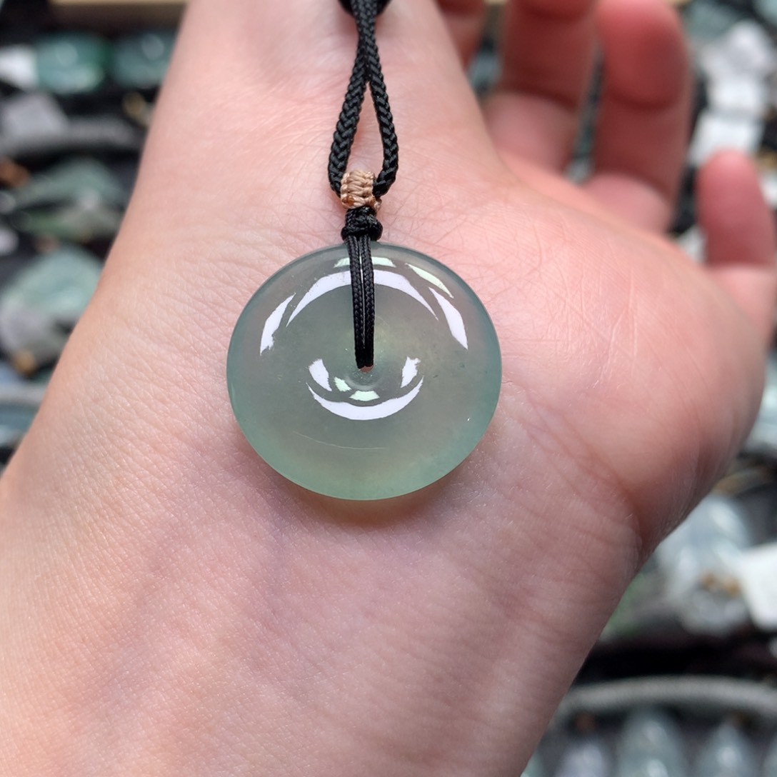 翡翠颈饰未镶嵌00000000000