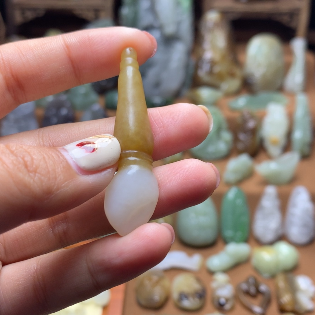 和田玉挂件未镶嵌