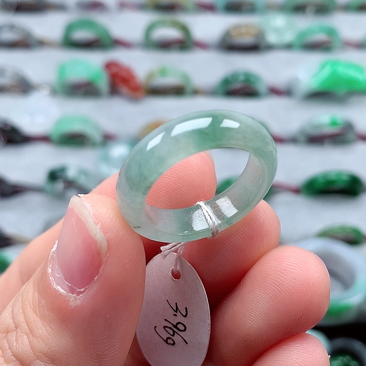 翡翠戒指未镶嵌17-18号