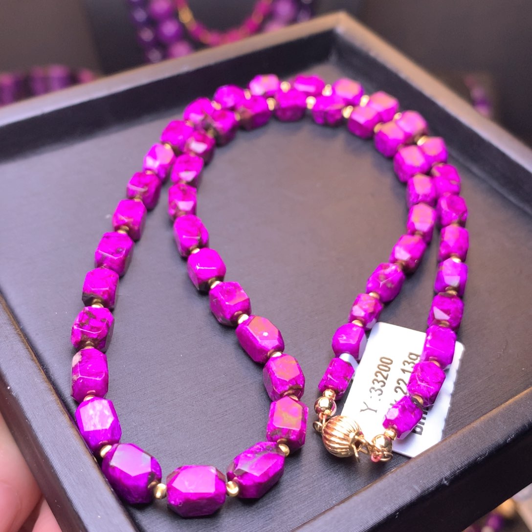 苏纪石（舒俱来）丝绒项链18K金镶嵌