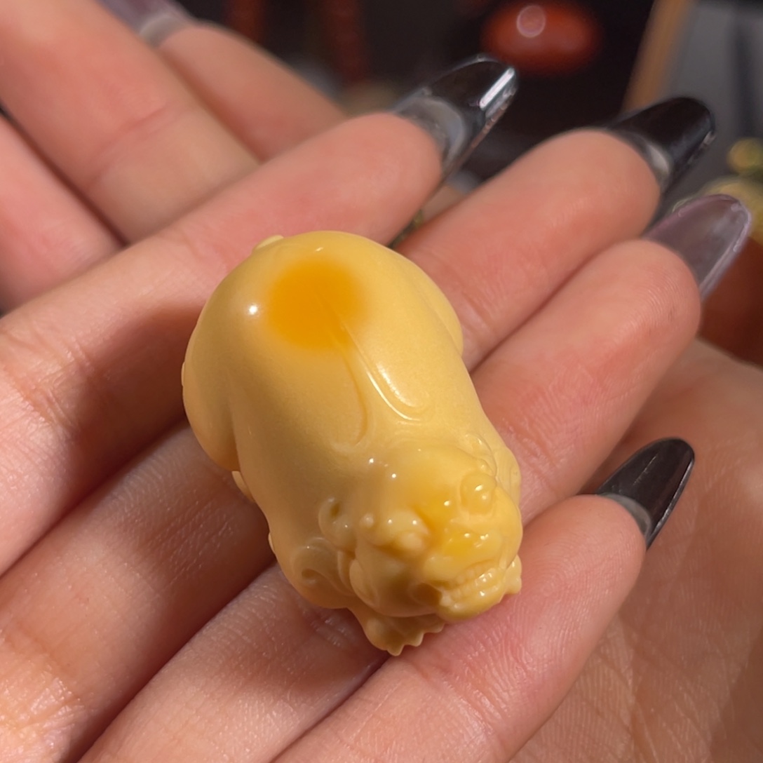 石英质玉（黄龙玉）缅黄 貔貅 手把未镶嵌