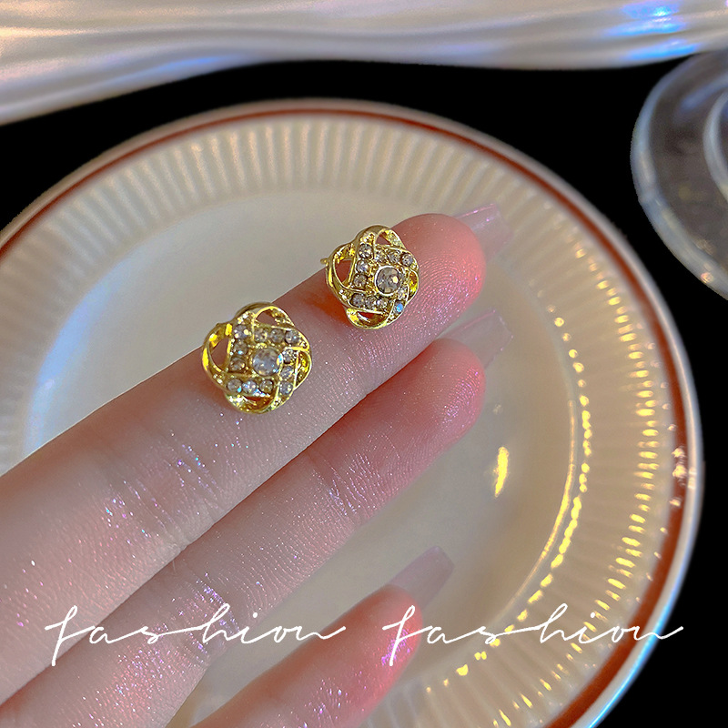 足银玻璃耳饰锆石耳钉女银针小巧耳环小众设计高级感2023年新款洋