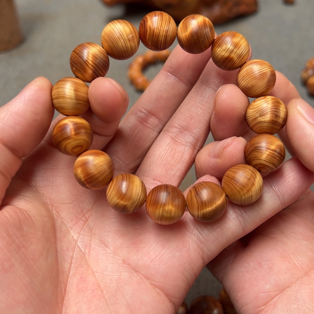 逍***哥柏木（崖柏）北太行陈化崖柏