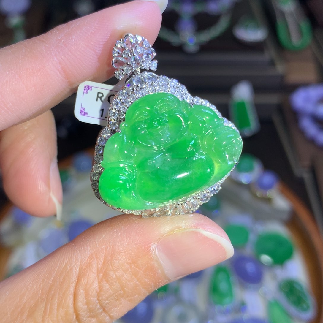 翡翠戒指18K金镶嵌翡翠