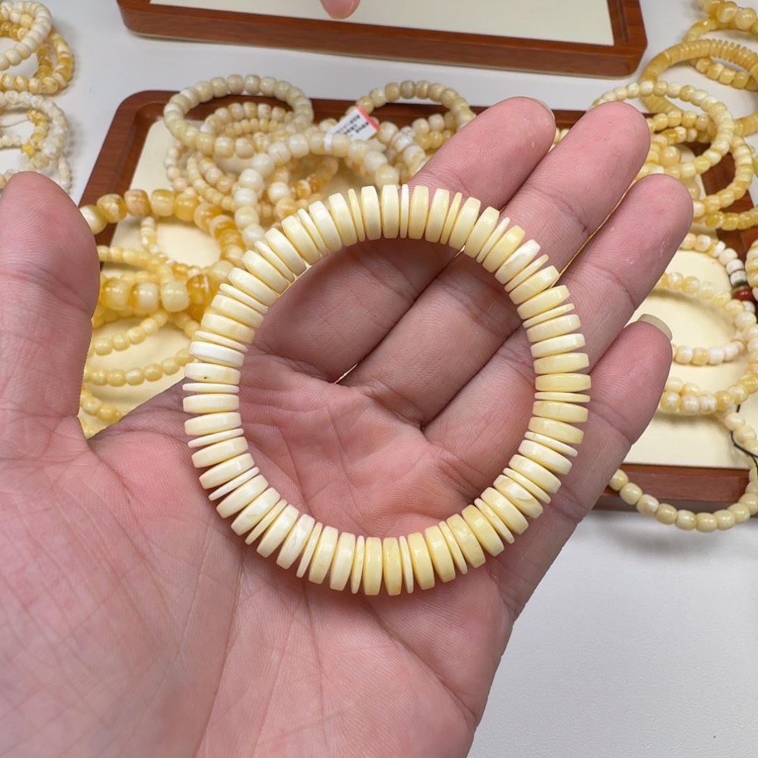 手链琥珀未镶嵌9.5mm