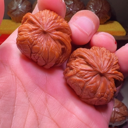 把件文玩核桃赵*正磨盘蟒蛇纯天然麻核桃