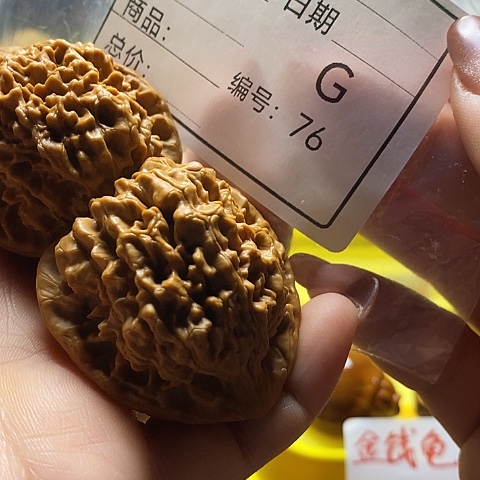 飞***翔桃核把件自产自销……