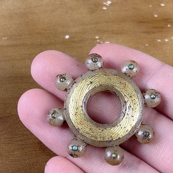 和田玉未镶嵌挂件福**前