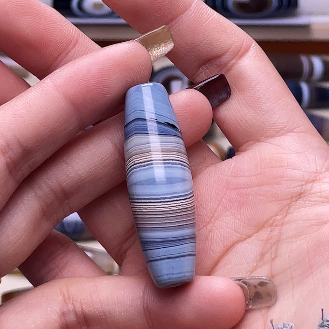 百***峰玛瑙/玉髓未镶嵌颈饰