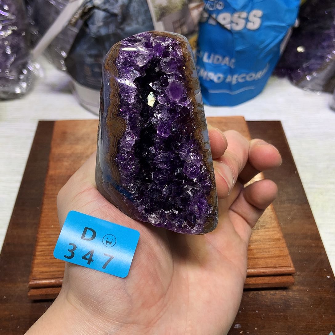 紫晶大型摆件（非配饰）未镶嵌