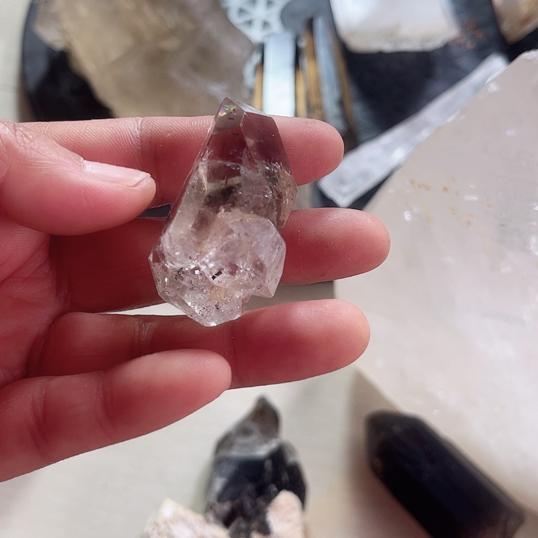 水晶天然水晶原石未镶嵌马*嘟