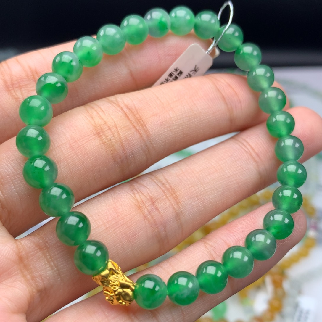 翡翠手链未镶嵌卡