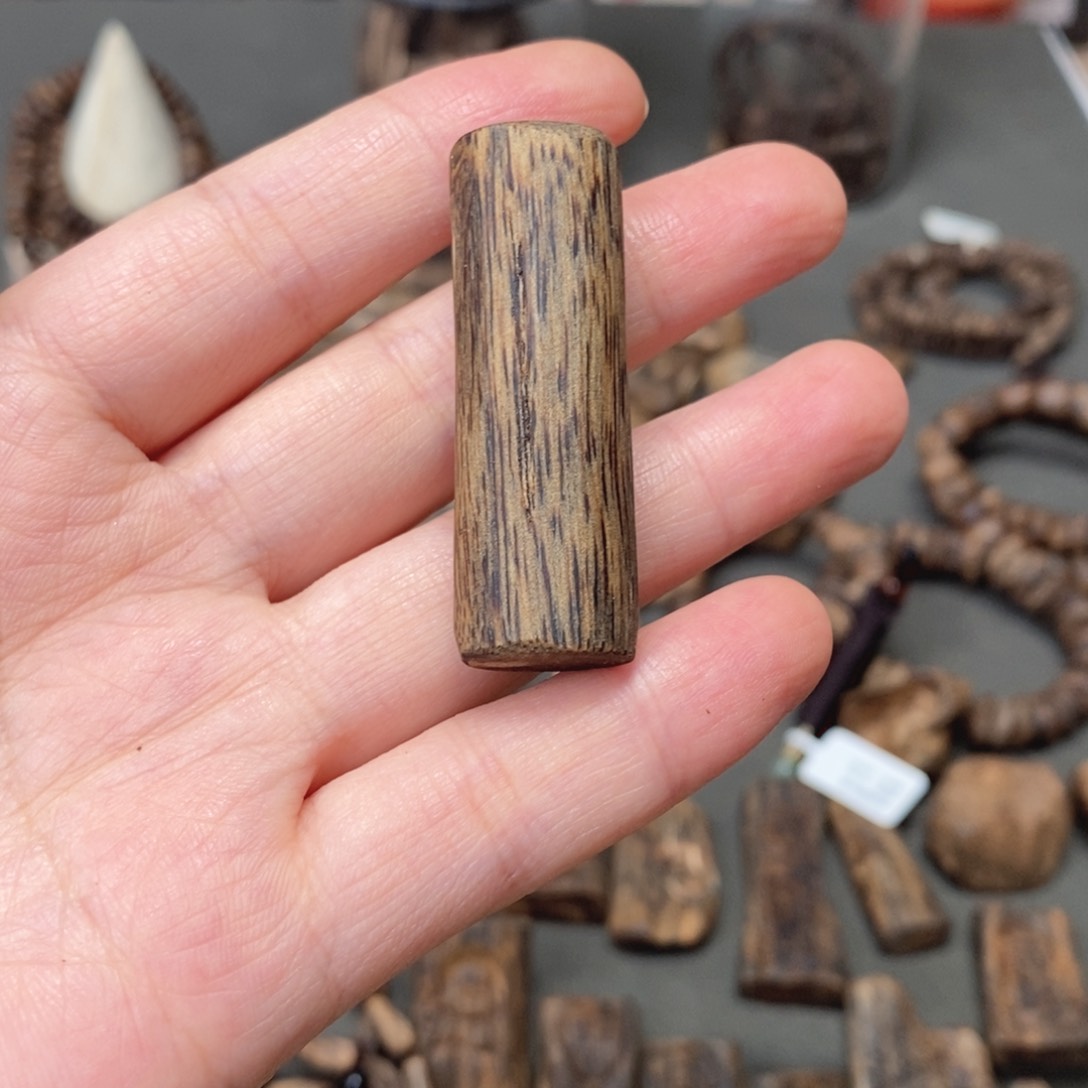 木奇楠淳化老料金沙叶素牌