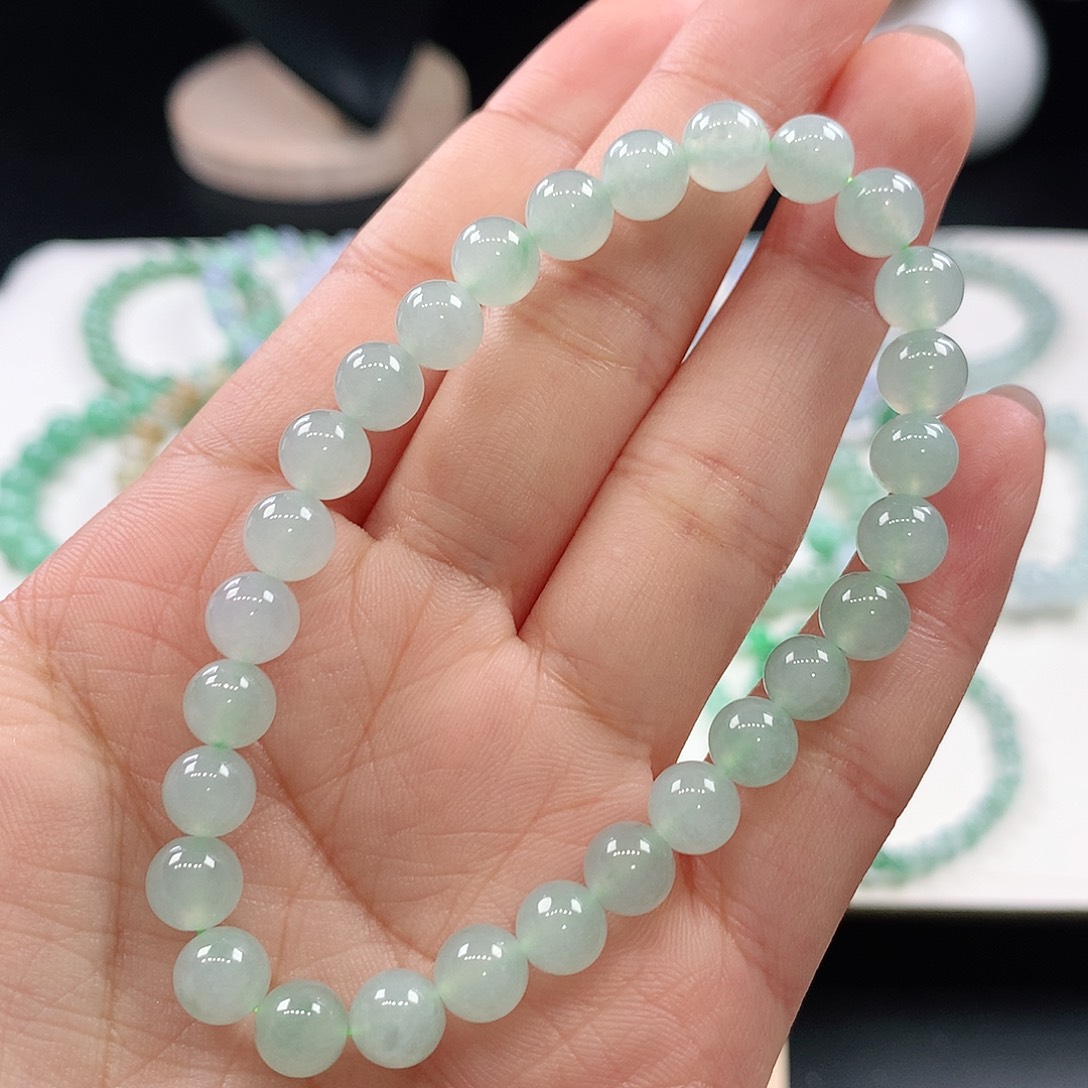 翡翠未镶嵌手链6.8mm