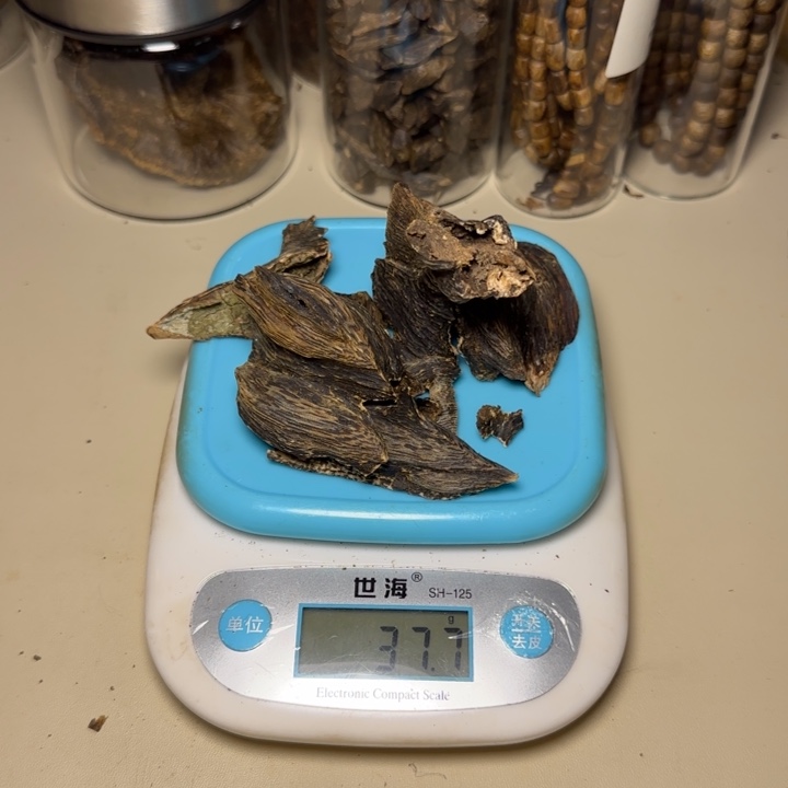 树脂制品阿*野生棋楠虎斑棋树37.5克