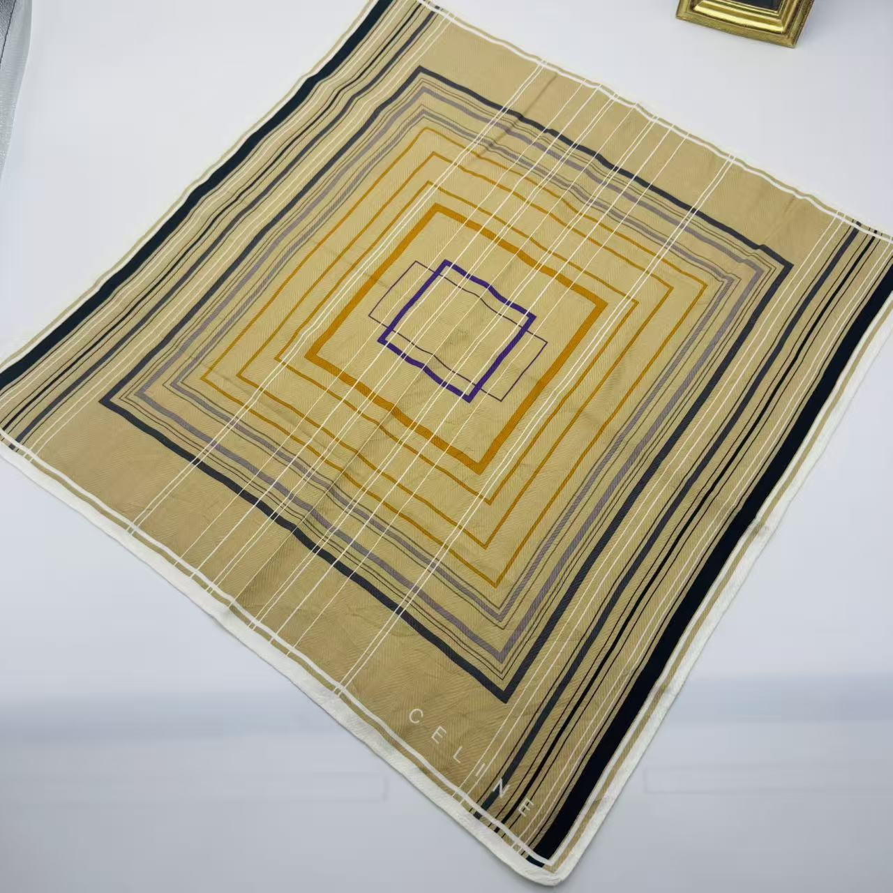 95新 Celine/思琳 海囤/思琳/丝巾/yy11897