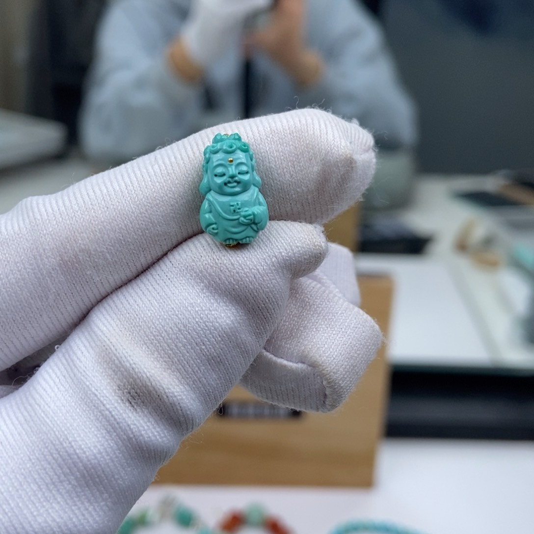 未镶嵌绿松石珠宝奇石