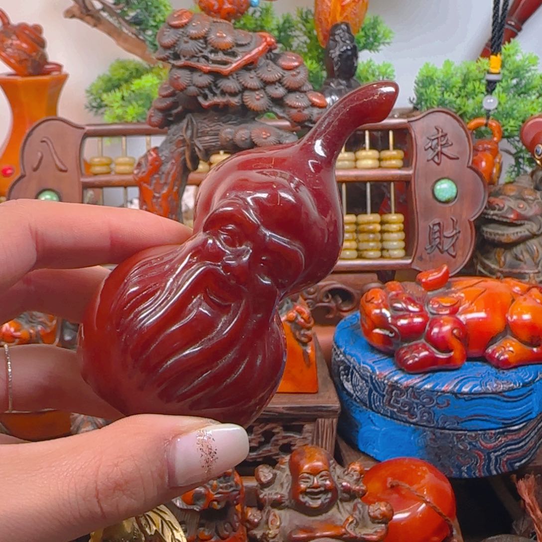 琥珀裸石未镶嵌刘*葫芦