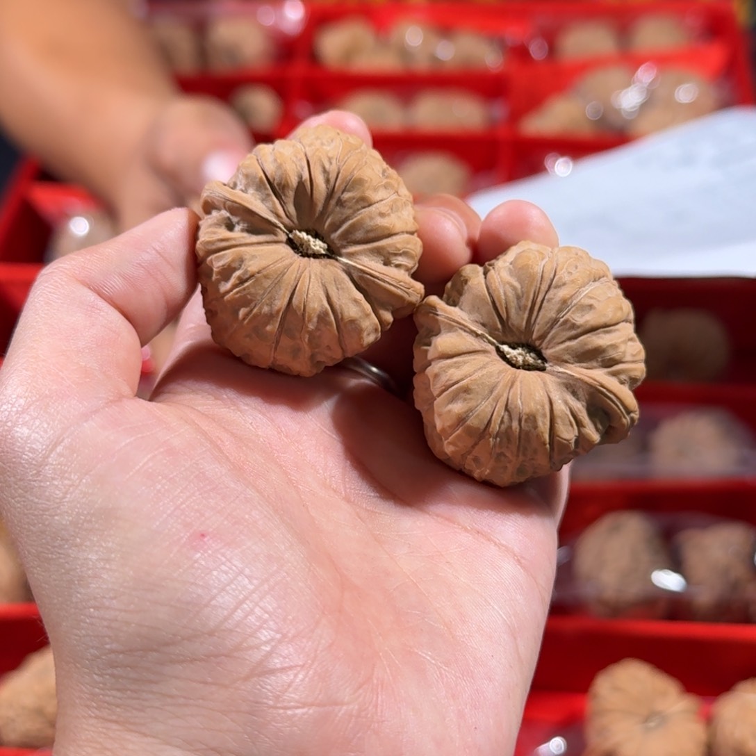 文玩核桃把件958号41mm全品南瓜墩