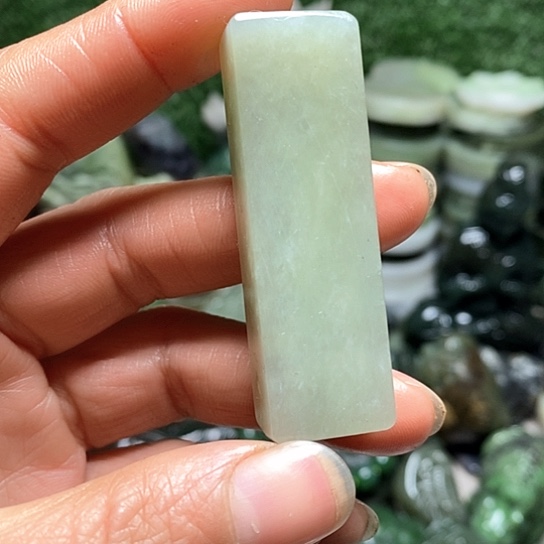 未镶嵌和田玉（糖玉）珠宝半成品