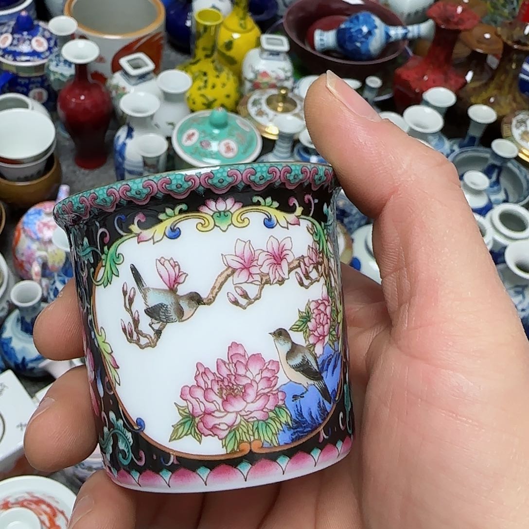 摆件瓷器的工艺技术水平