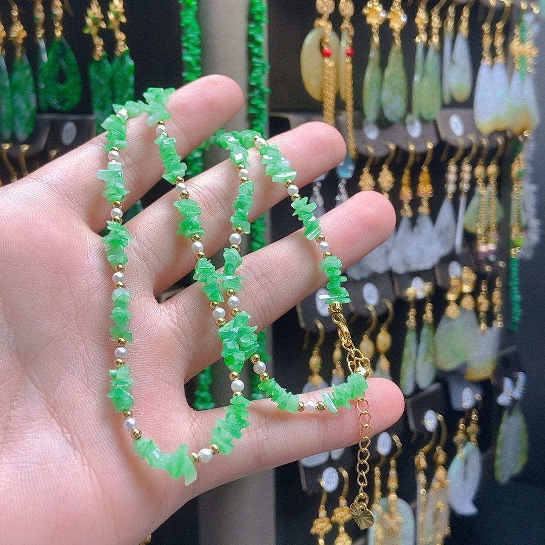 翡翠未镶嵌耳饰翡翠