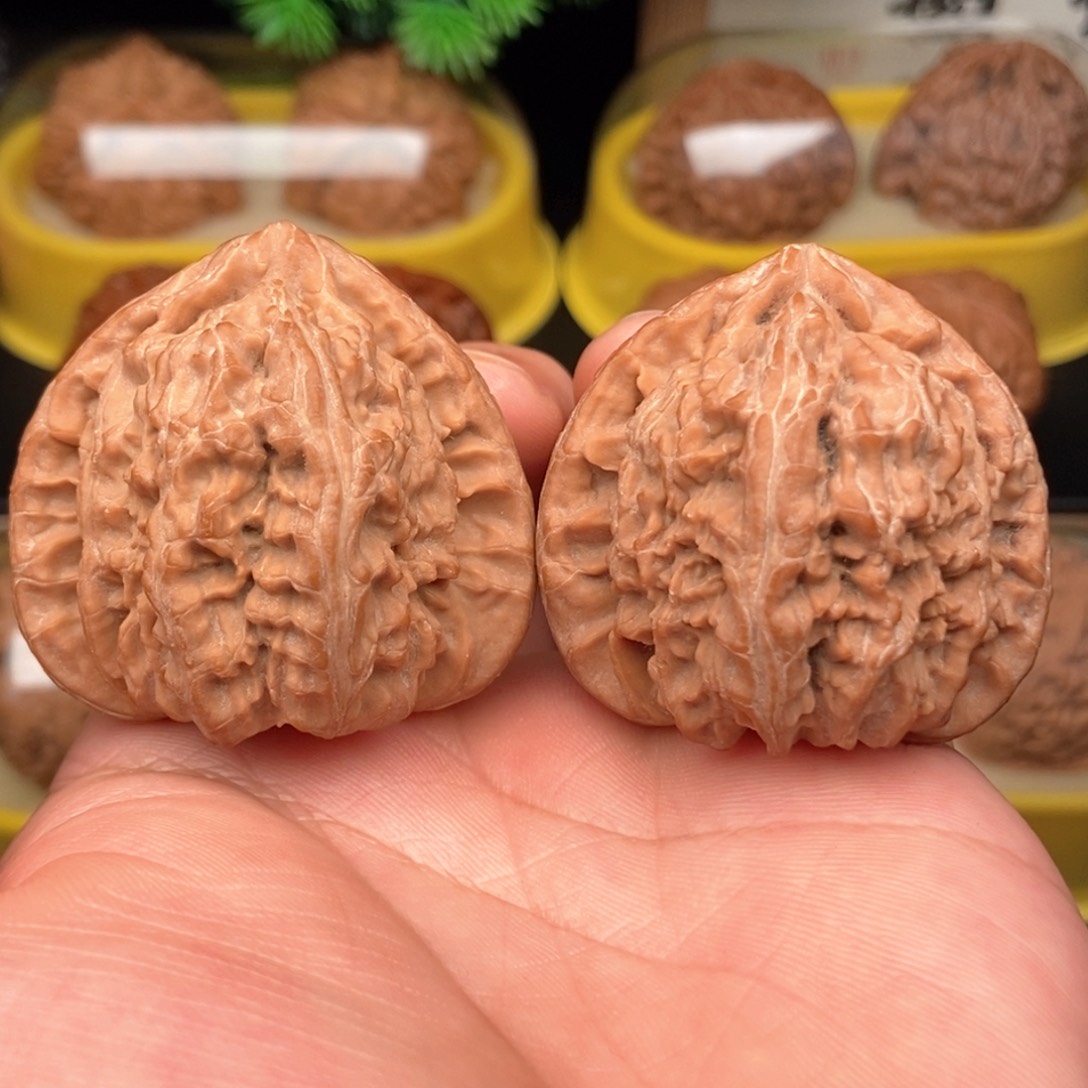 吊坠文玩核桃42角白